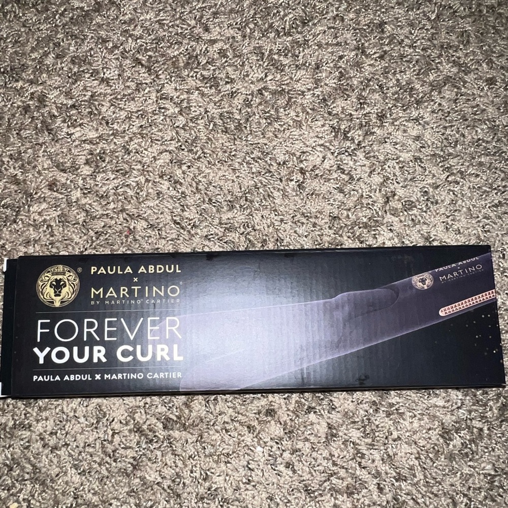 PAULA ABDUL x MARTINO CURLING IRON